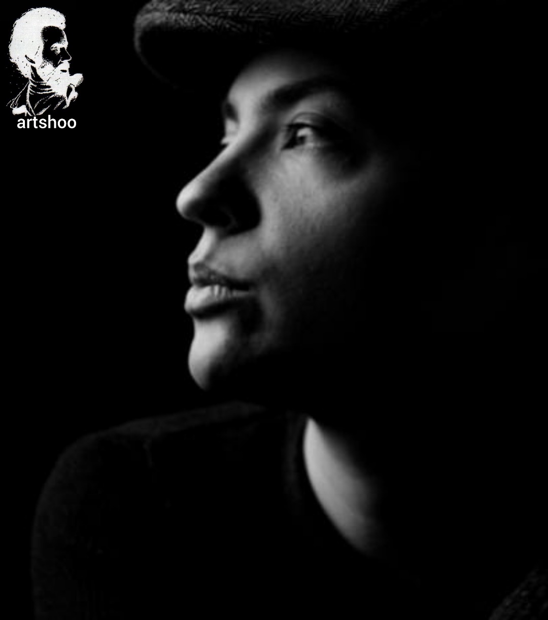 مدل پرتره سیاه قلم